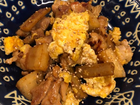 ふんわり卵と鶏肉とゴボウの麺つゆコチュジャン炒め♪